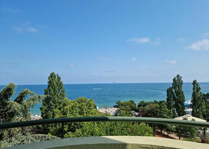 Golden Sands, Sea View, Front, Private Apart-hotel 4*